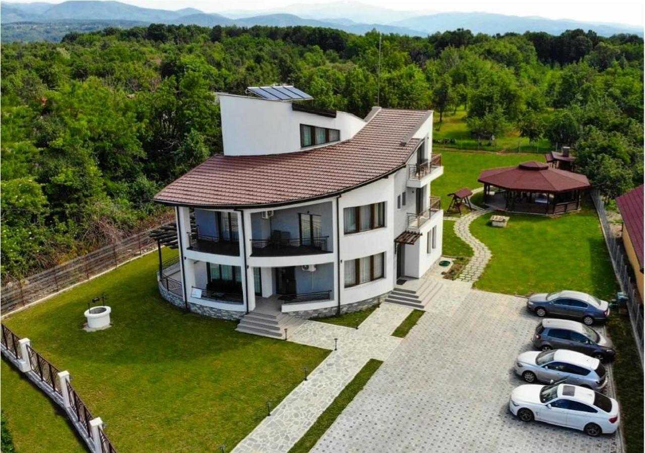 Pensiunea Casa Hortopan Тыргу-Жиу Экстерьер фото