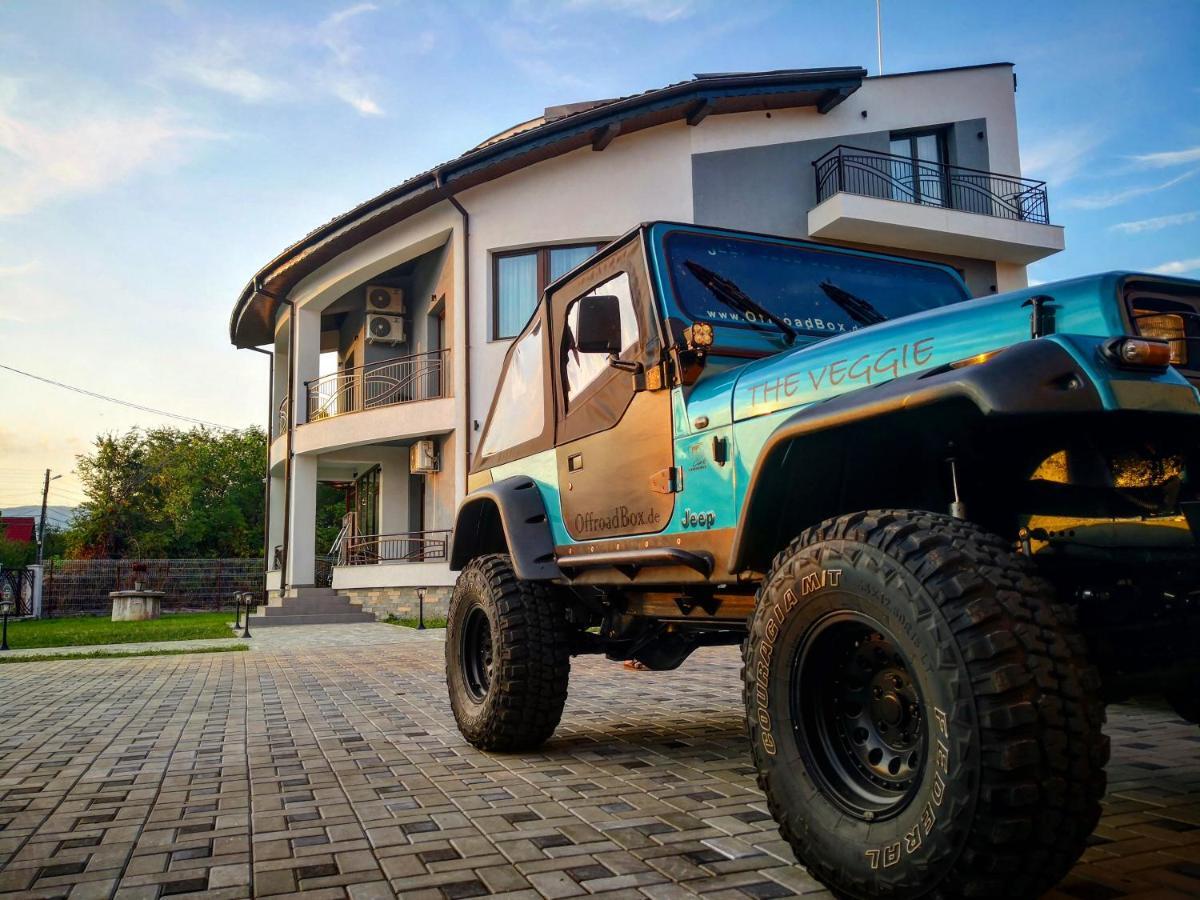 Pensiunea Casa Hortopan Тыргу-Жиу Экстерьер фото